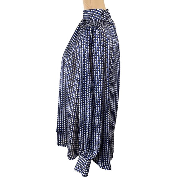 New H&M Geo Print Blouse Top Blue Black Size L Large Mock Neck - Picture 2 of 10